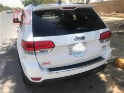 جیپ گراند شیرۆکی